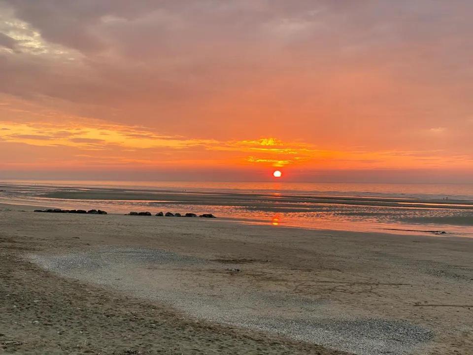 Les Embruns Blonville Vue Mer Bagian luar foto