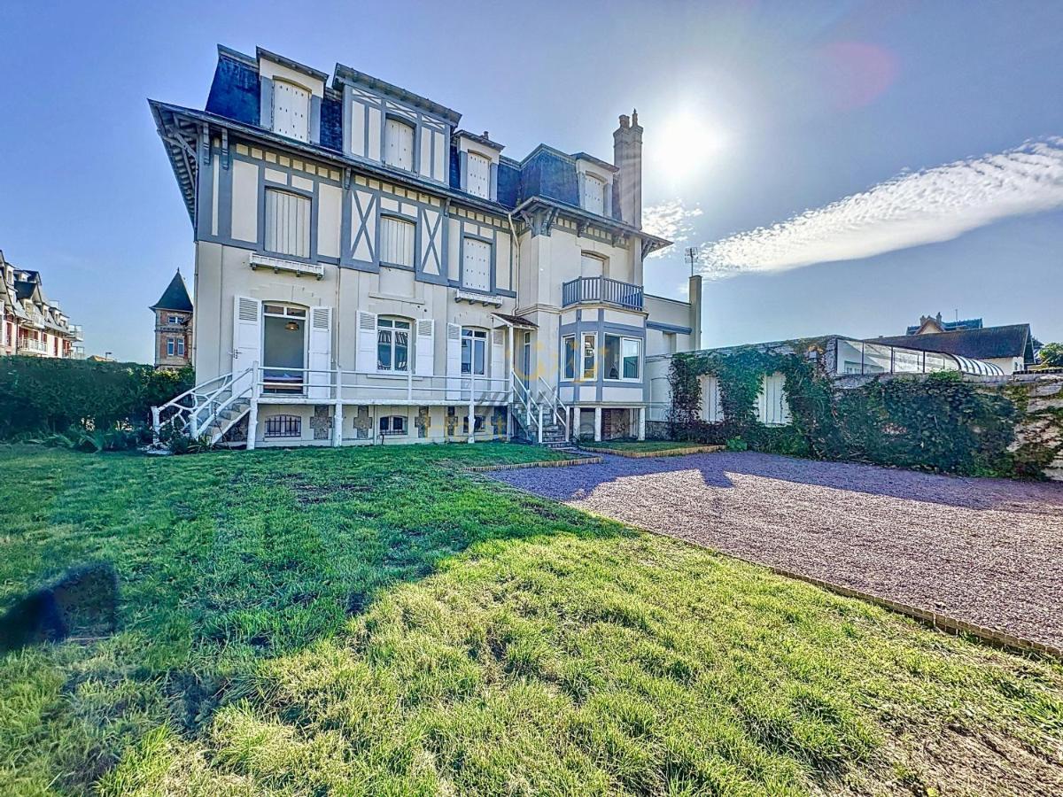 Les Embruns Blonville Vue Mer Bagian luar foto